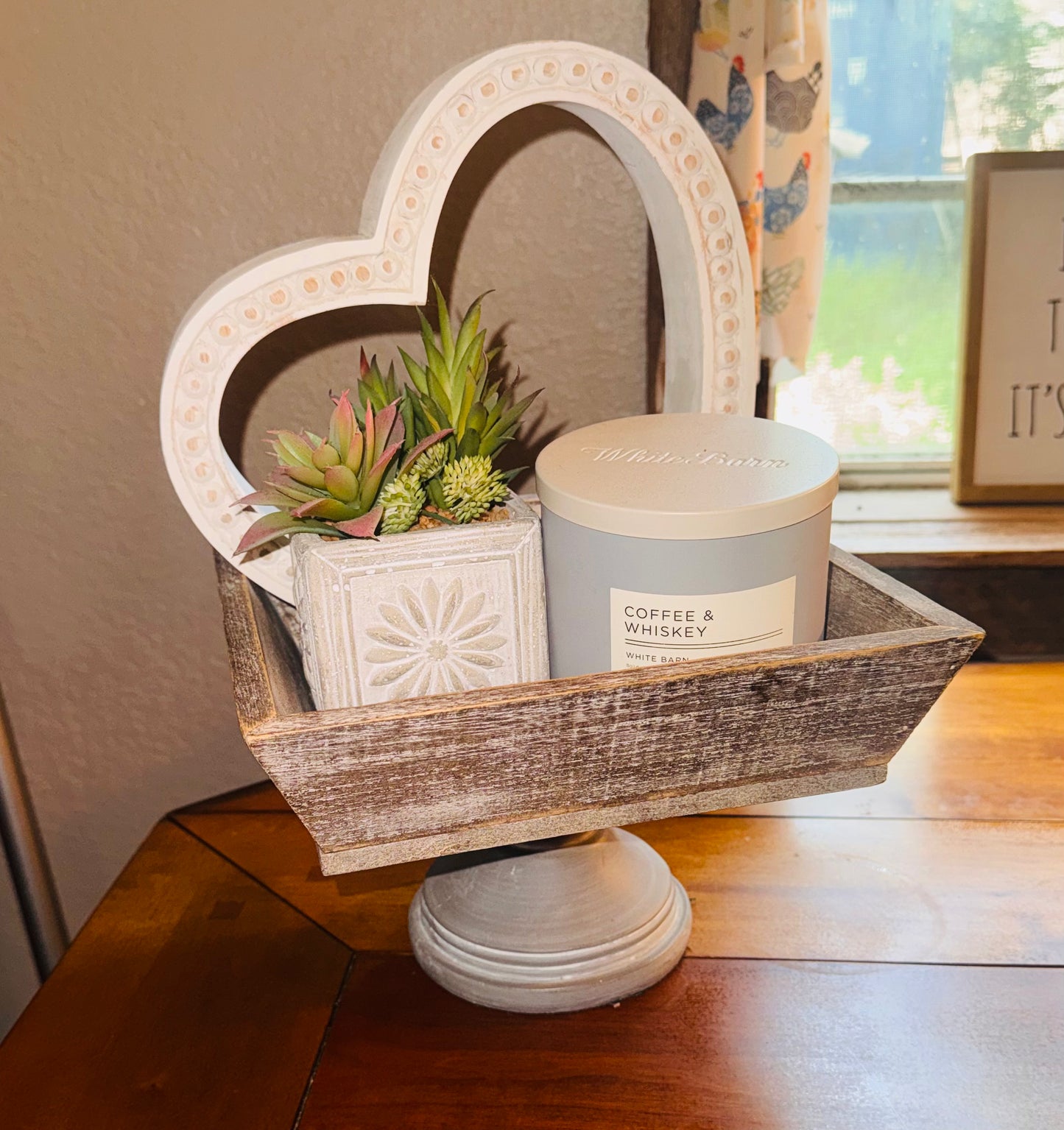š¤ The Sweetheart Farmhouse Tray