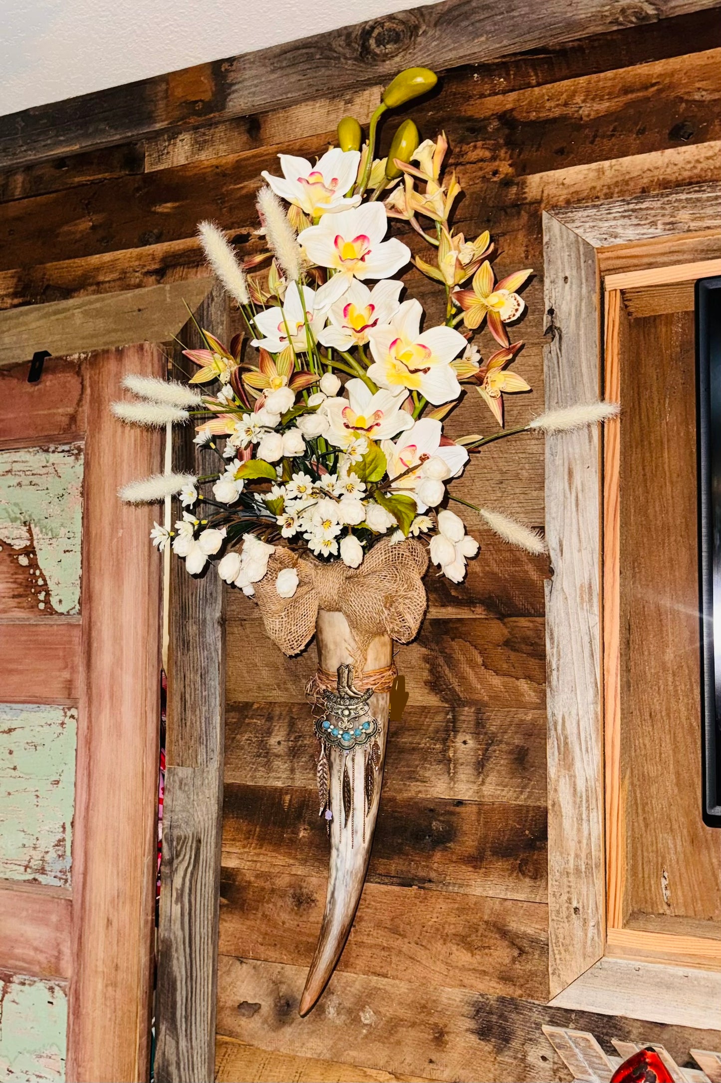 Southern Heirloom Horn Arrangement