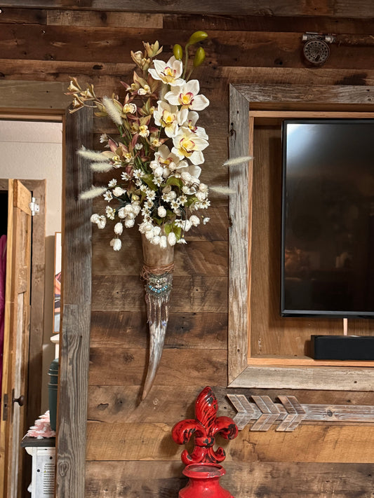 Southern Heirloom Horn Arrangement