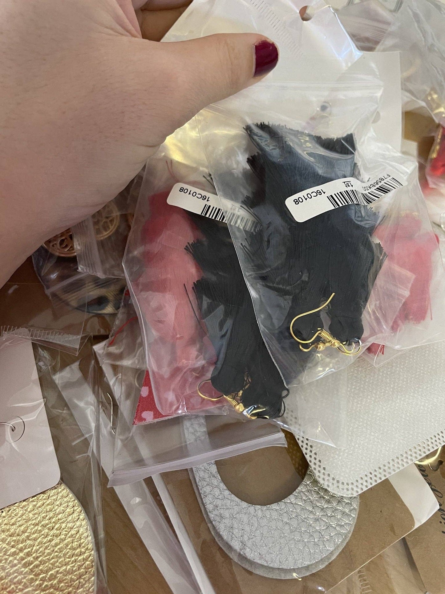 $1 Mystery Grab Bag Of Jewelry