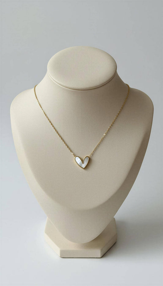 Amora Heart Tarnish-Resistant Pendant Necklace