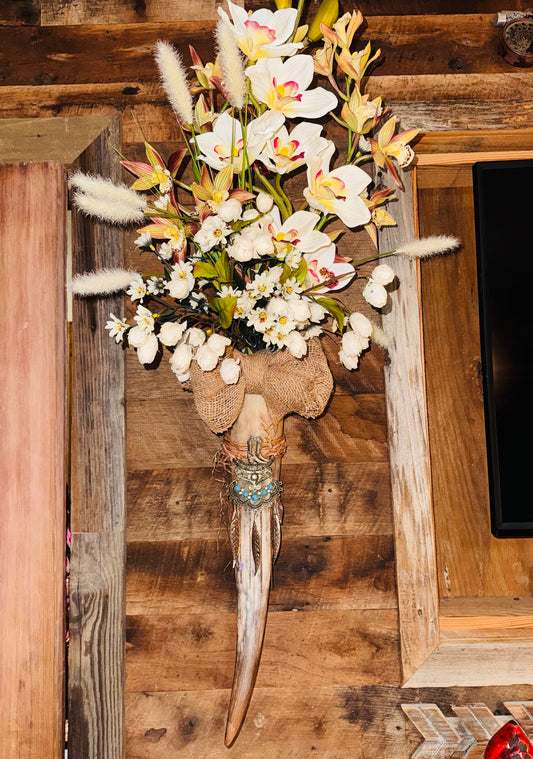 Southern Heirloom Horn Arrangement
