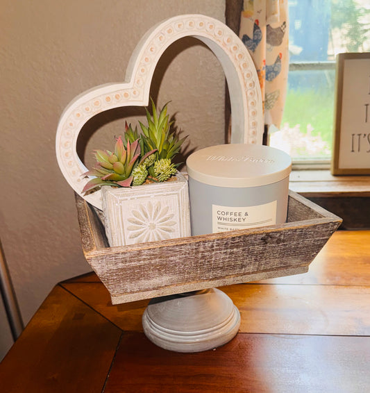 🤍 The Sweetheart Farmhouse Tray